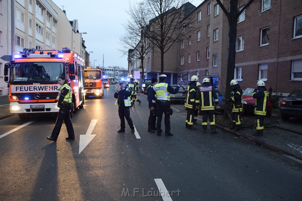 VU Koeln Porz Mitte Hauptstr P126.JPG - Miklos Laubert